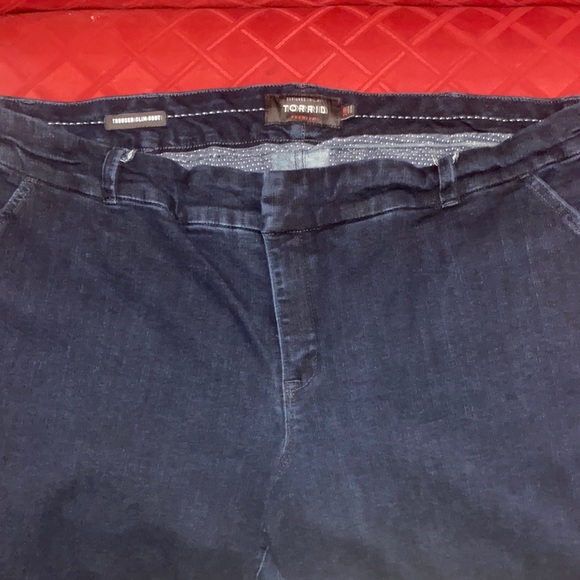 Preowned Torrid size 24R Boot cut trouser jeans